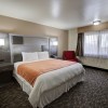 bonanza inn &amp; suites yuba city-beale afb bedroom