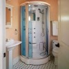 Beach Spa Bed &amp; Breakfast- batheroom