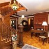 Saratoga Dreams Bed and Breakfast-stairway