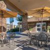 Quality Inn &amp; Suites Silverdale-patio