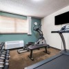 Quality Inn &amp; Suites Silverdale-gym