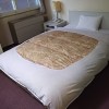 Queen_size bed in Yokosuka, Japan