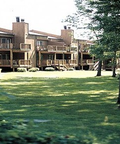 Quadna Mountain Village