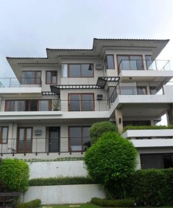 8 Suites by Fat Jimmy&#039;s Tagaytay