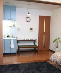 Osaka &amp; Umeda Sta. ★ 5 min walk. Center of Osaka!!