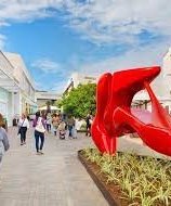 Westfield UTC-shoes statue