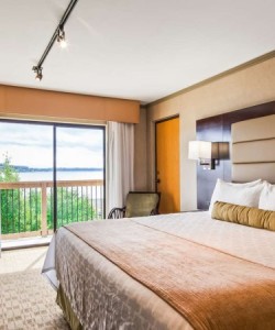 Best Western Plus Silverdale Beach Hotel-balcony