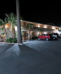 bonanza inn &amp; suites yuba city-beale afb parking