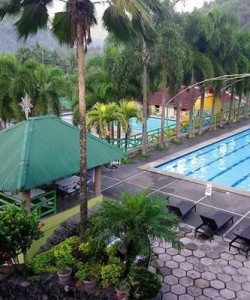 Benguet_hot_springs_Palm_Grove