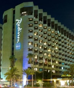 Radisson Blu Hotel, Dubai Deira Creek