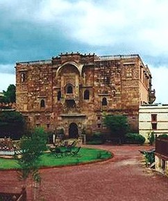 Fort Chanwa Luni