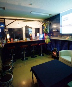 Cafe &amp; BAR Blue Mile