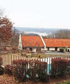 Four Seasons Racquet &amp; Country Club