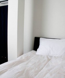 33For traveling alone!simple room