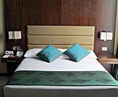 Howard Johnson Diplomat Hotel