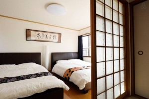 10-Person House 5 Mins to Station!