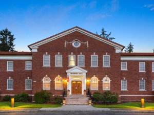 IHG Army Hotels Bronson Hall- Joint Base Lewis McChord- Building