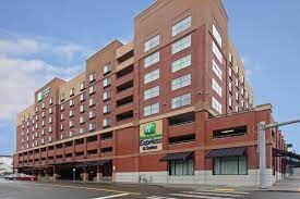 Holiday Inn Express &amp; Suites Tacoma Downtown-JB Lewis-McChord-Building