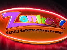 Zonkers Family Entertainment Center-sign