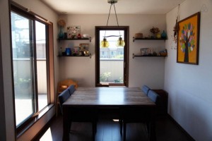 Quiet house 1 block from the beach.