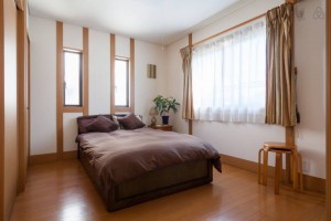 Large Home 10 Min Walk to the Beach