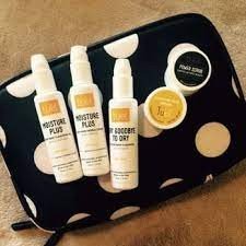 One Woman Spa-JB Lewis McChord-product