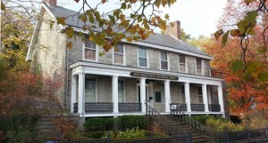 New London County Historical Society Mansion