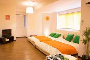 Stylish Room in Namba for 10 PPL!