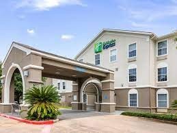 Holiday Inn Express and Suites Columbus GA