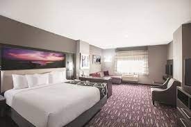 la quinta inn &amp; suites by wyndham kingsville- single bed
