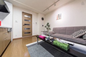 Fantastic Place Near Namba for 4!