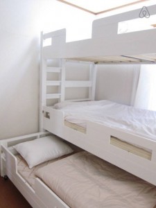 private room/6min to JRstation