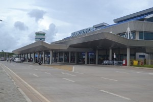 1280px-Laguindingan_International_Airport_main_building