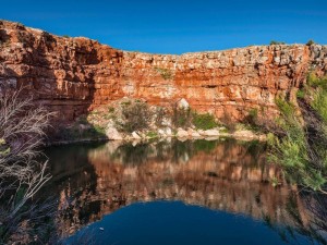 Bottomless Lakes State Park-stones