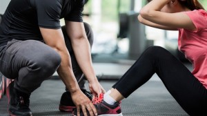 Couples Sit up Fitness in Tacoma, Washington State