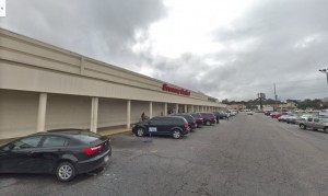 Brentwood Shopping Center Parking in Pensacola, Florida