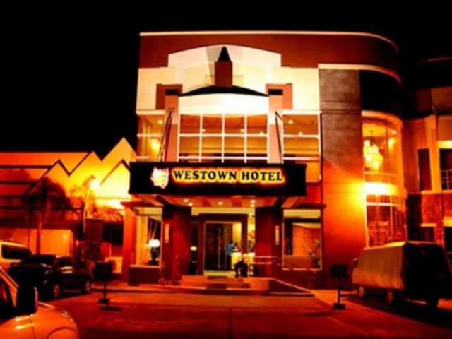 WESTOWN HOTEL MANDALAGAN