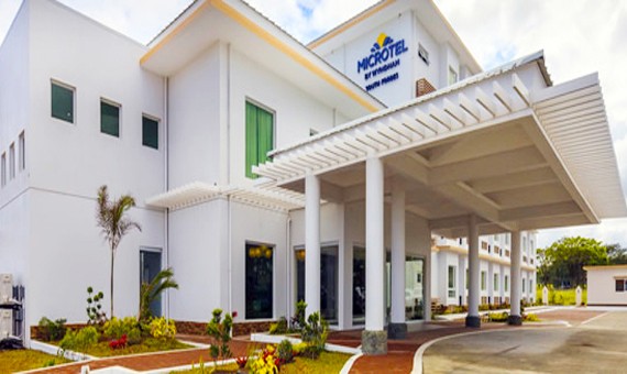 Microtel by Wyndham South Forbes