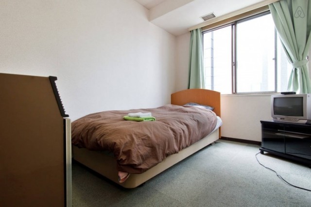 613 Osaka-castle, long stay, private