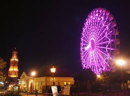 Huis Ten Bosch Events - White Ferris Wheel!