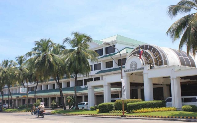 Luxur Place