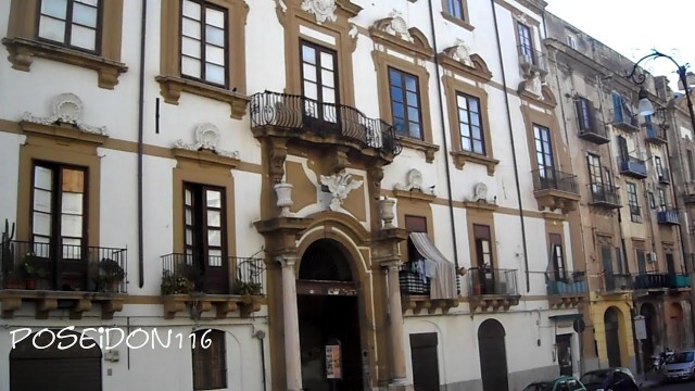 Palazzo Gioeni e Valguarnera Giovanni Duca di Angiò e Principe della Petrulla a Palermo